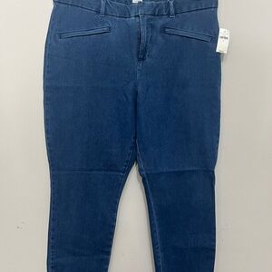 GAP Women's Skinny Jeans in Dark Blue Wash